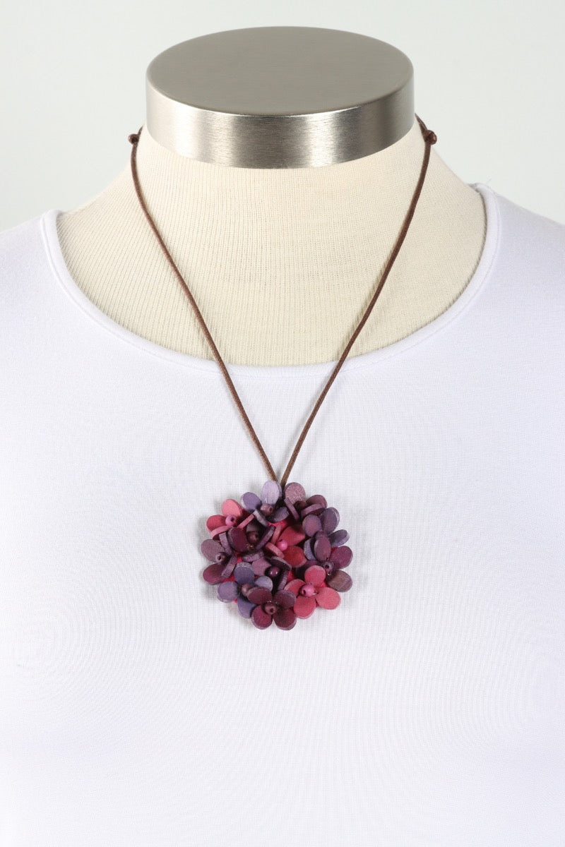 Tansy Flower Necklace - Magenta