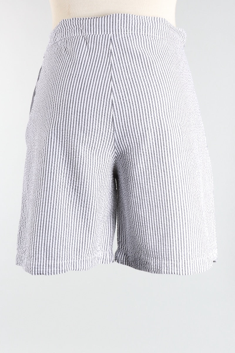 Button Shorts - Cream Stripe Seersucker
