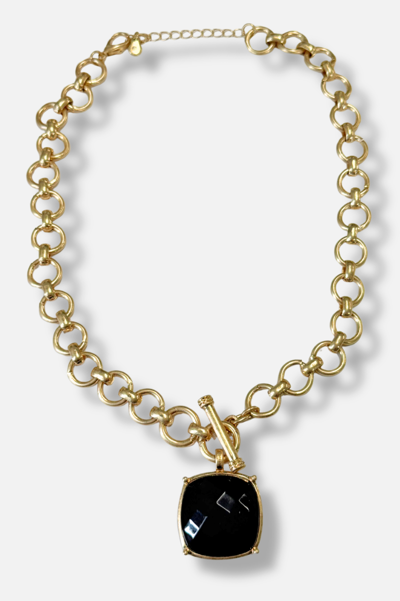 Arden Stone Pendant Necklace - Black