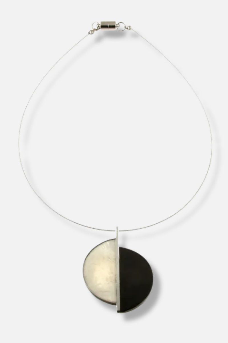 Two Tone Shell Pendant Necklace - Charcoal White