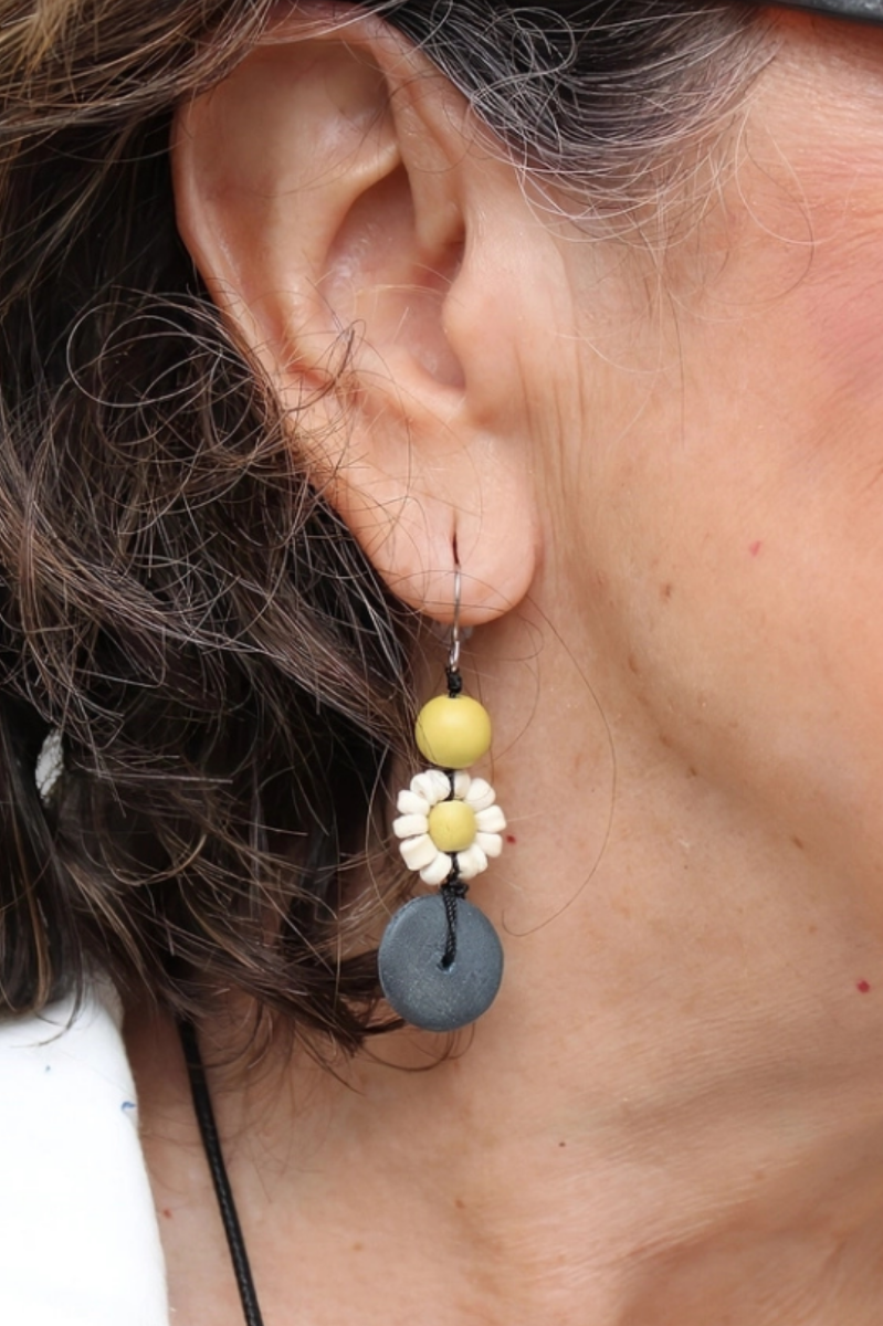 Petite Daisy Earrings - Chartreuse