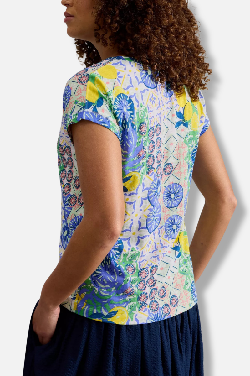 Nelly Notch V Neck Tee - Ivory