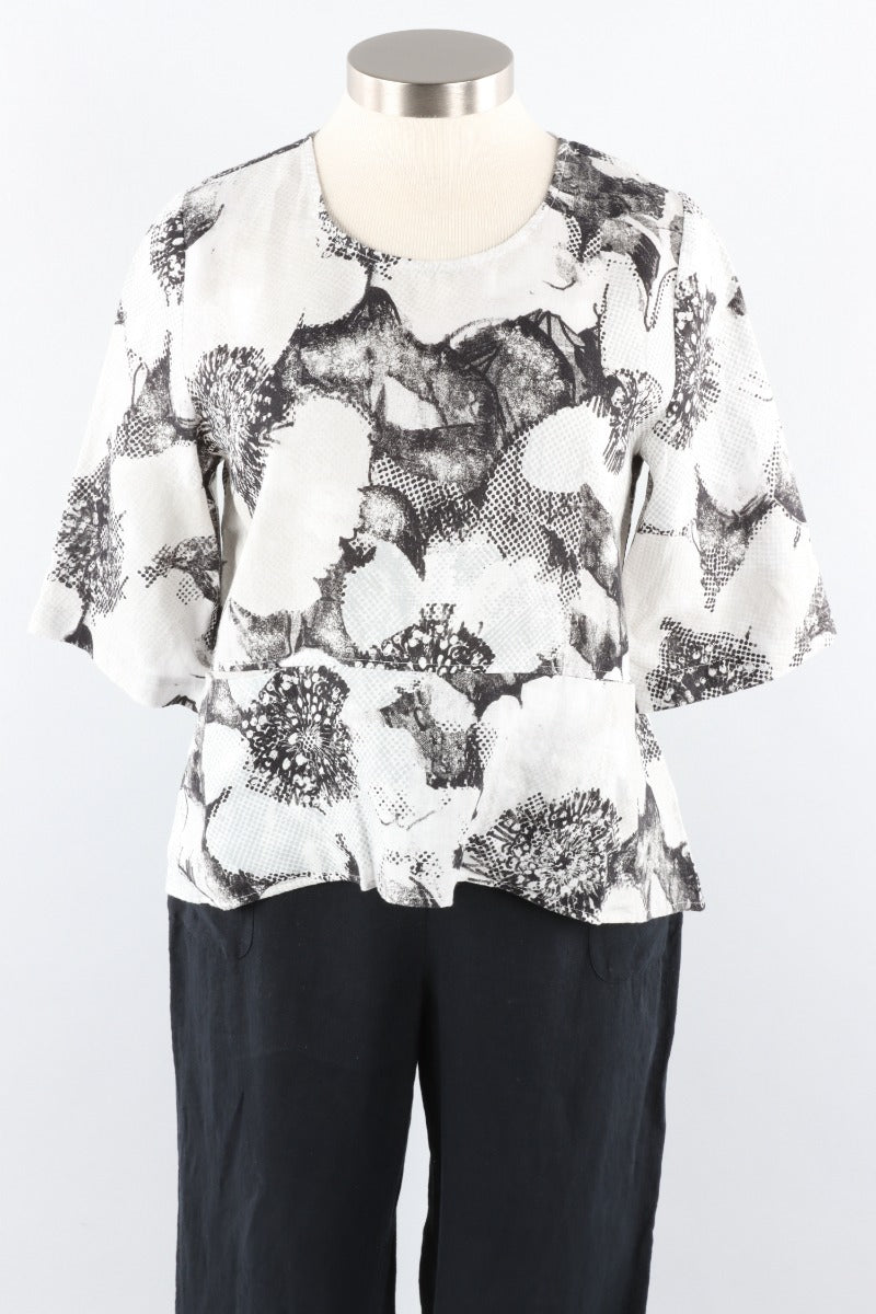 Cinch Pocket Top - Grey Floral Linen