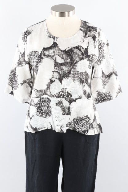 Cinch Pocket Top - Grey Floral Linen