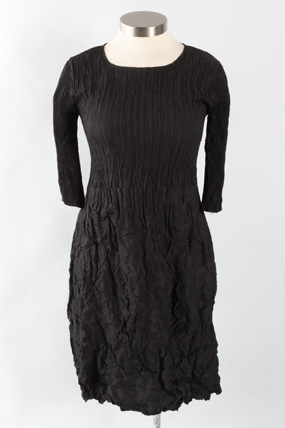 3/4 Sleeve Smash Pocket Dress - Black