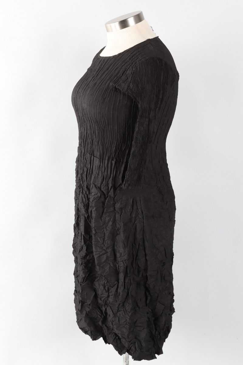 3/4 Sleeve Smash Pocket Dress - Black