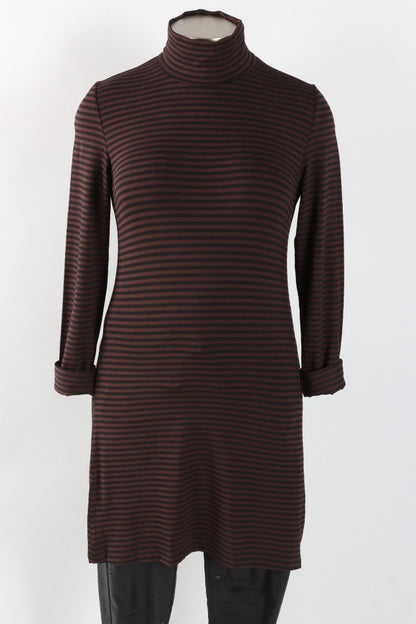 Urban Long Turtleneck - Brown