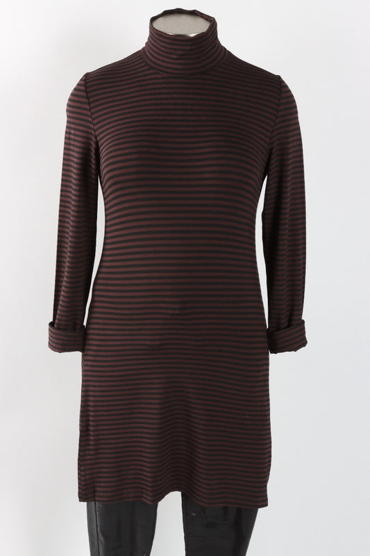 Urban Long Turtleneck - Brown