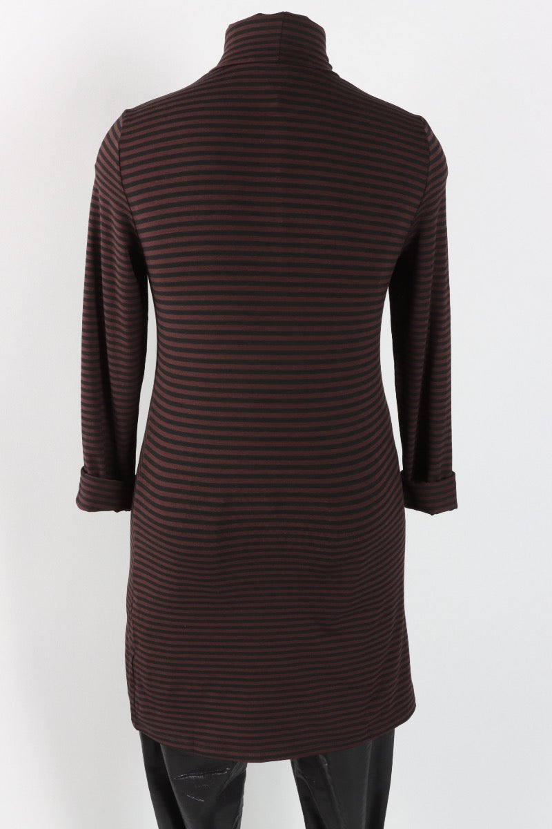 Urban Long Turtleneck - Brown