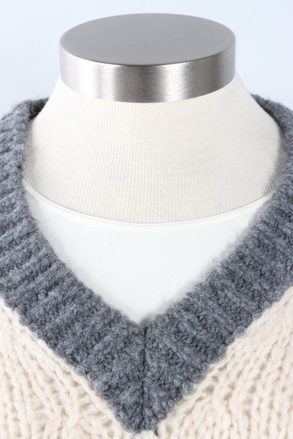 Contrast Trim Vest - Ivory & Grey