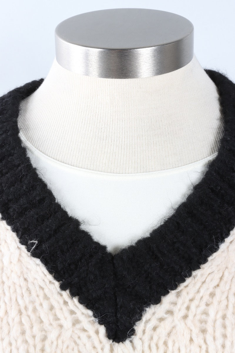 Contrast Trim Vest - Ivory & Black