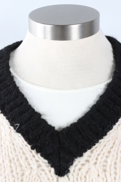 Contrast Trim Vest - Ivory & Black