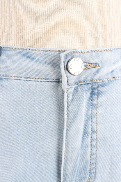 Girlfriend Barrel Jean - Light Blue