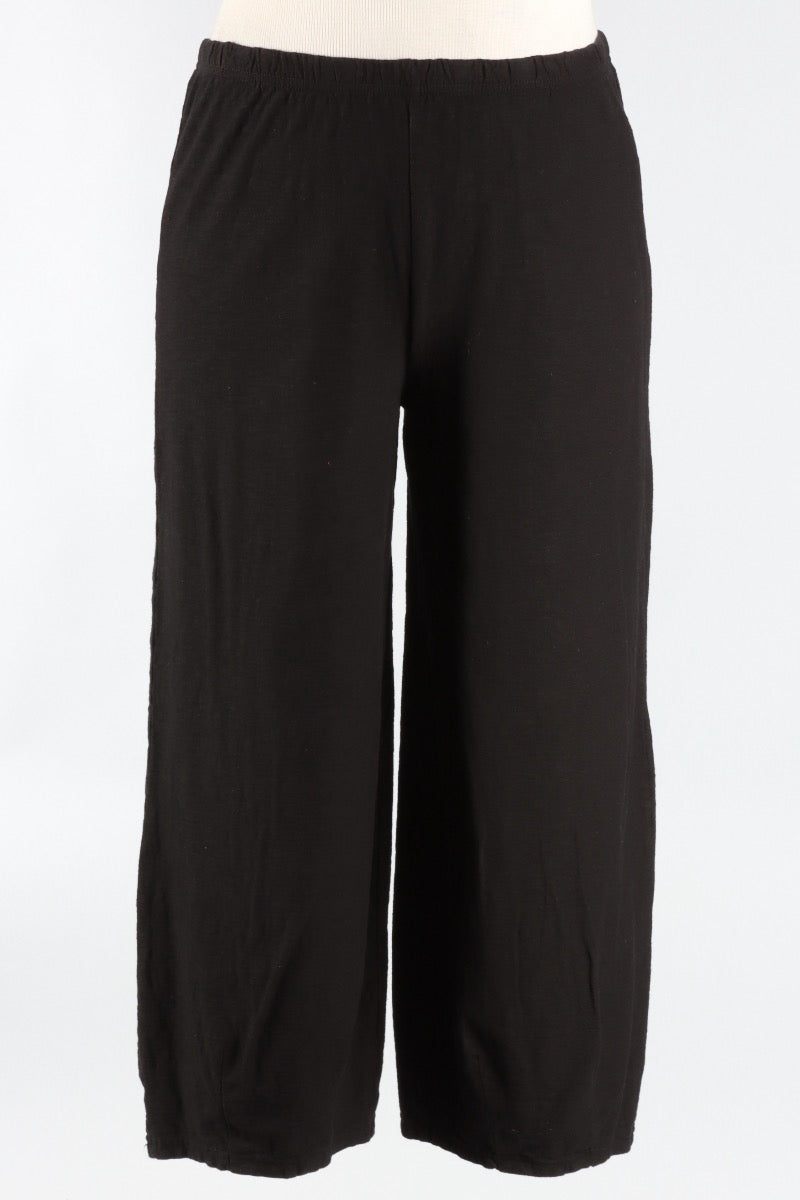 Darted Crop Pant - Black