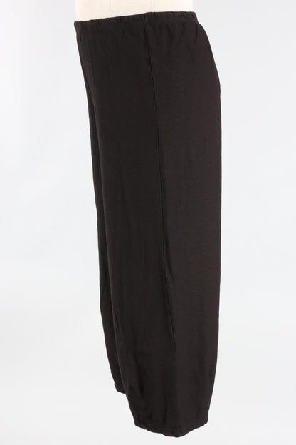 Darted Crop Pant - Black