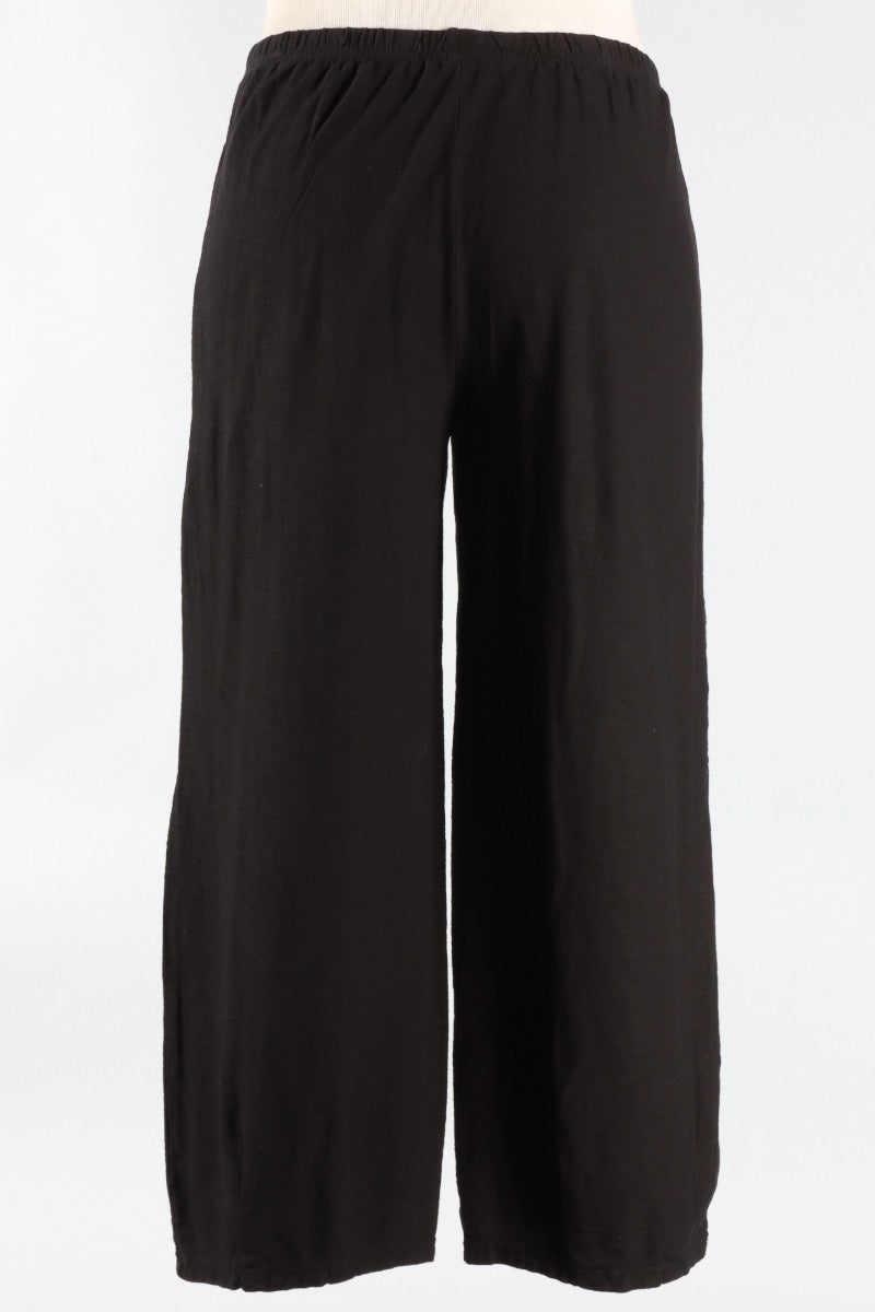 Darted Crop Pant - Black