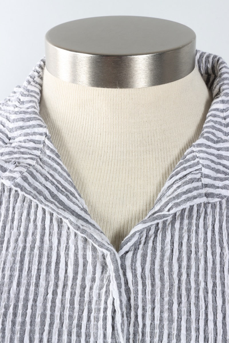 Sleeveless Shirt - White Stripe Crinkle
