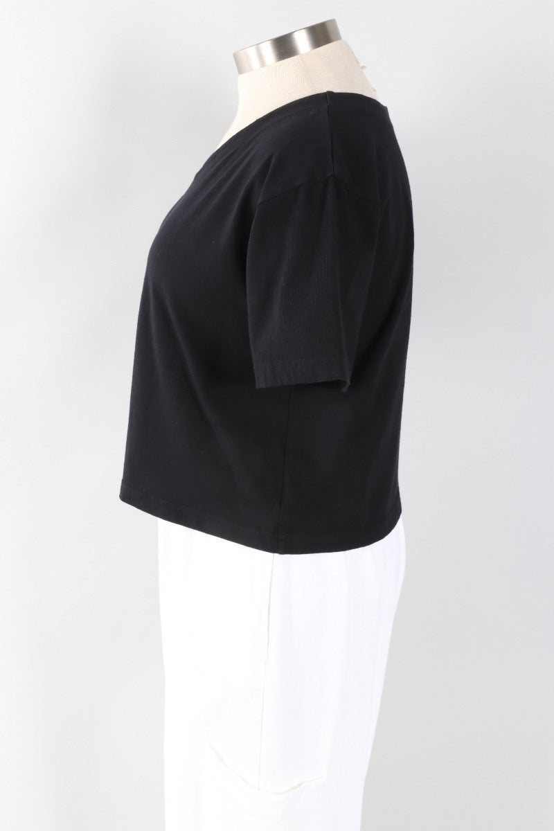 Crop V Neck - Black
