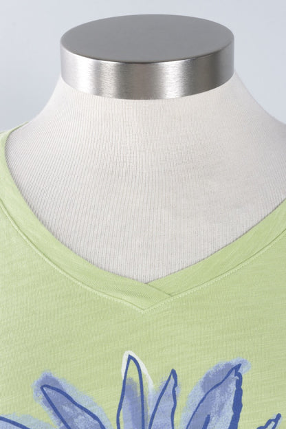 Easy V Tee - Kiwi