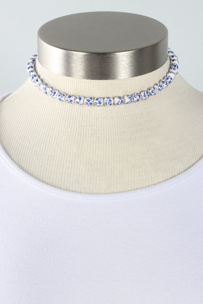Short Beaded Necklace - Blue