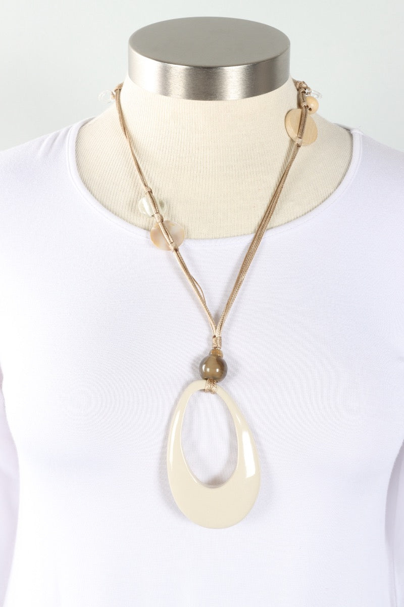 Teardrop Necklace - Natural