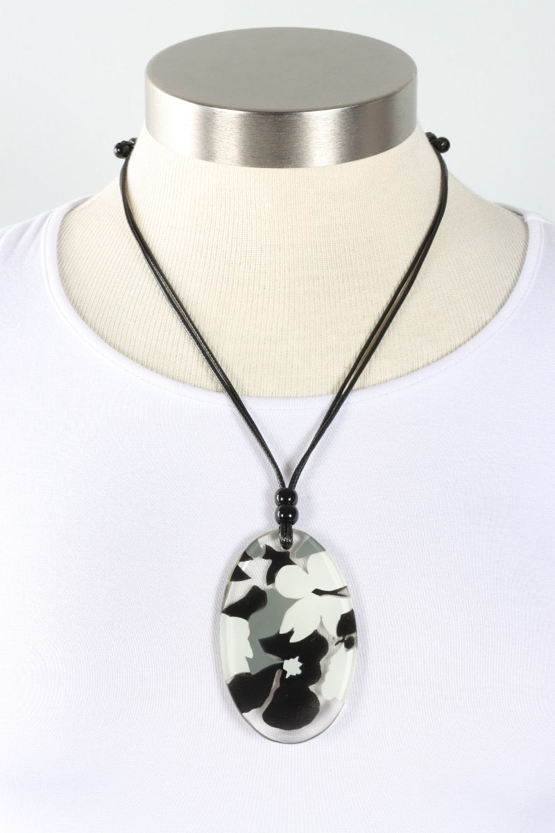 Oval Pendant Necklace - Black White & Grey