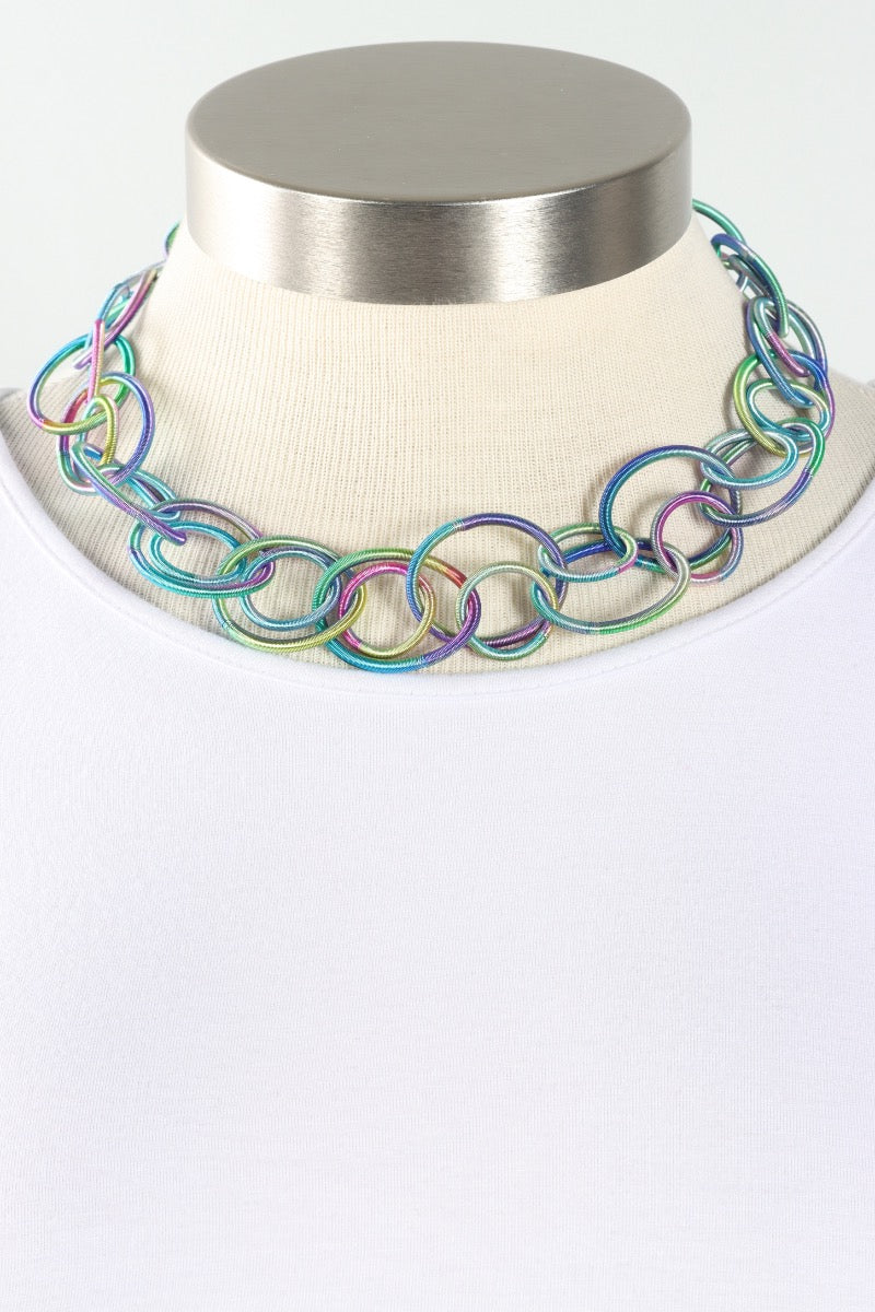 Wide Interlocking Ring Necklace - Rainbow