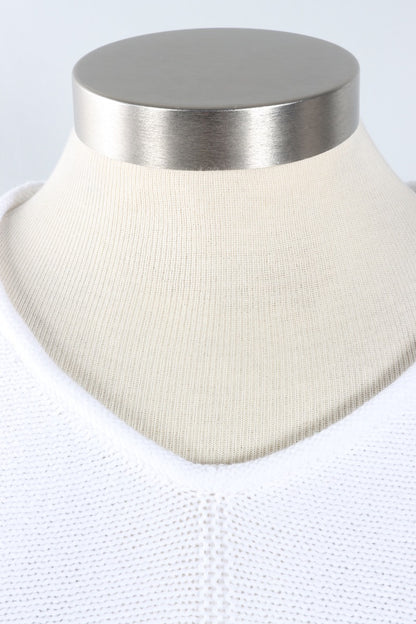 Tidal V-Neck - White