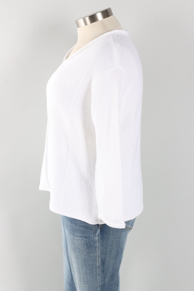 Tidal V-Neck - White