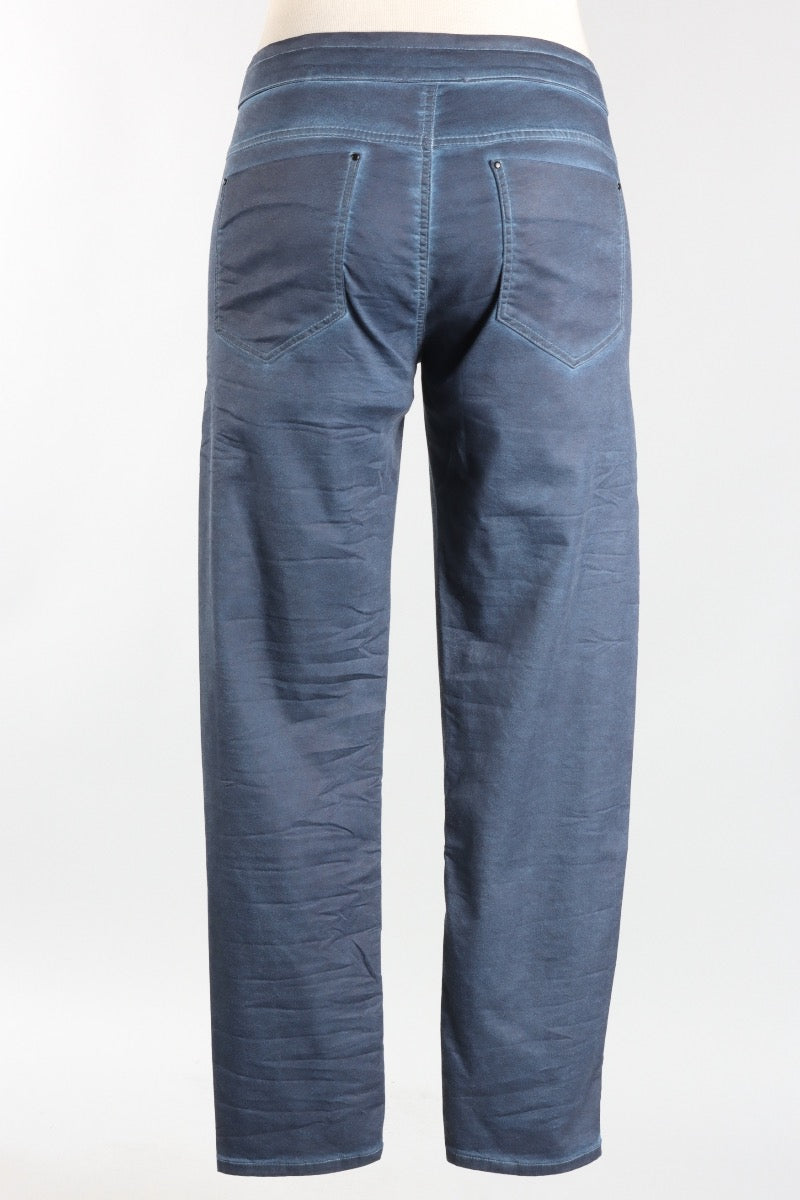 Washed Stretch Jean - Navy
