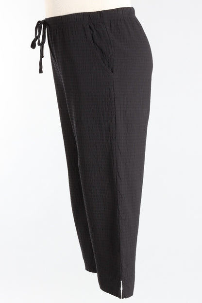 Side Pocket Capri - Black