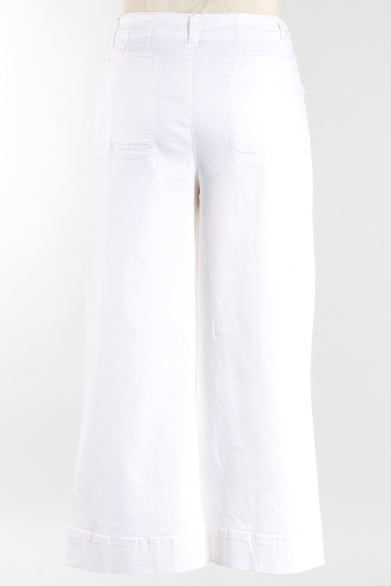 Refreshed Crop Jean - White