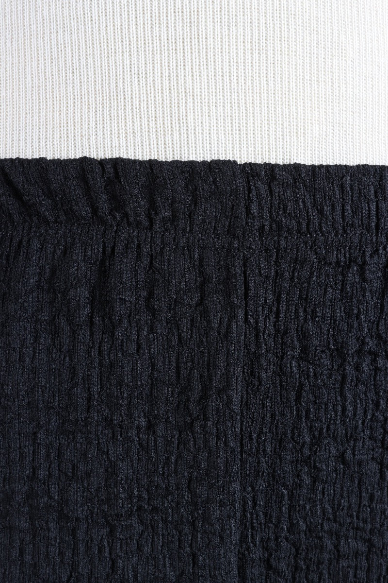 Straight Capri Pant - Black