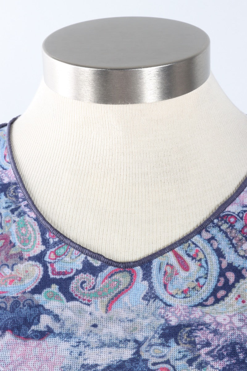 Reversible V-Neck - Navy & Pink