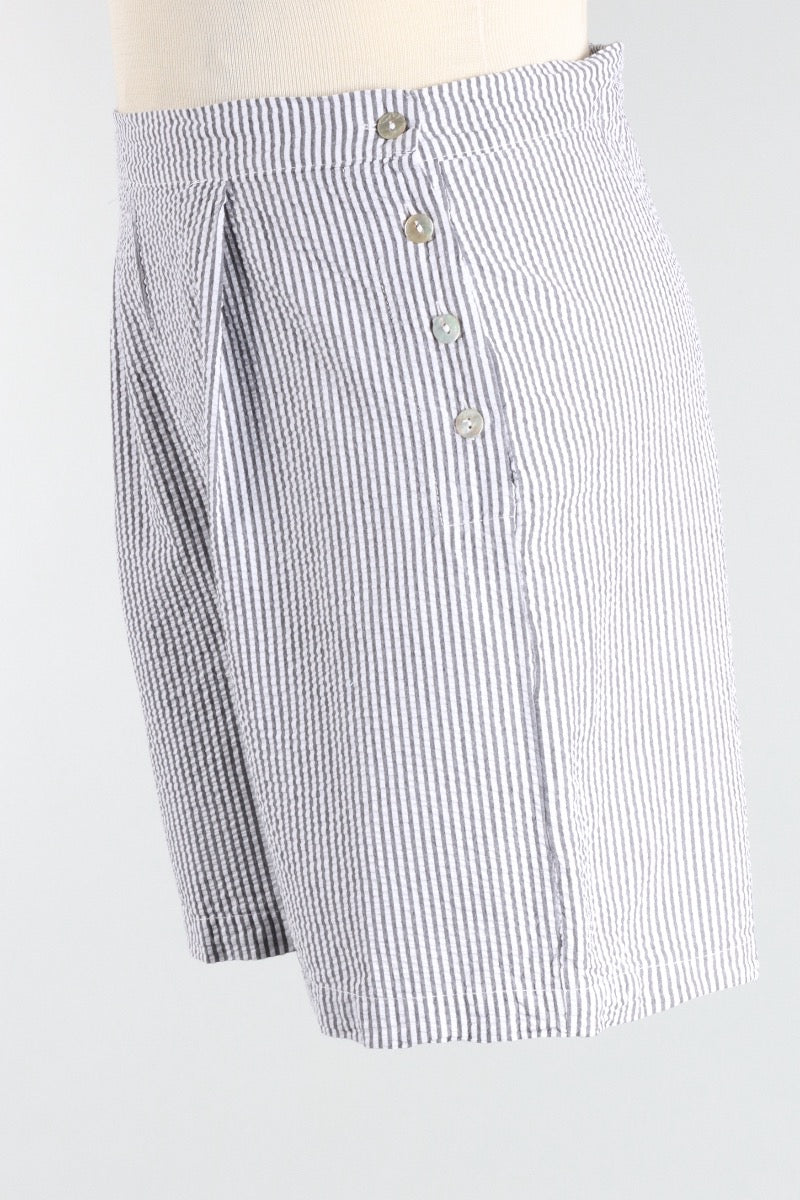 Button Shorts - Cream Stripe Seersucker