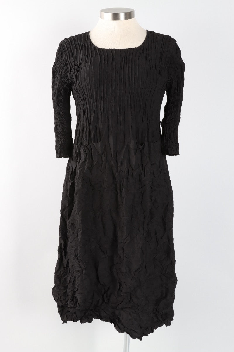 3/4 Sleeve Smash Pocket Dress - Black