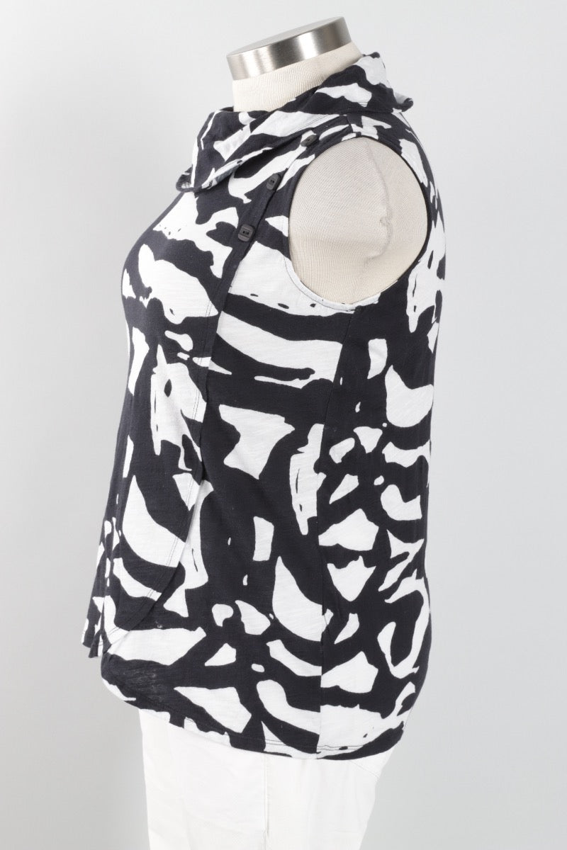 Sleeveless Top - Black & white
