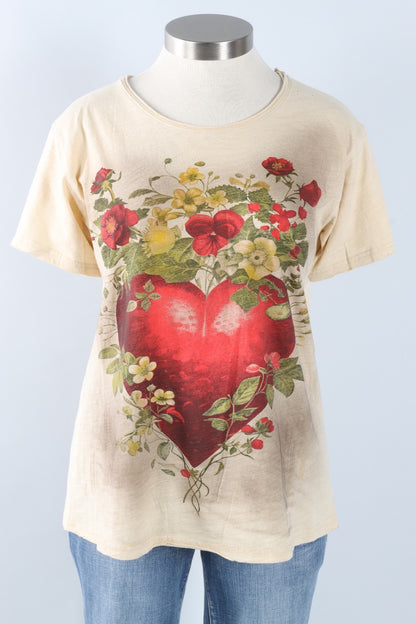 Moon Dance Tee - Full Heart 