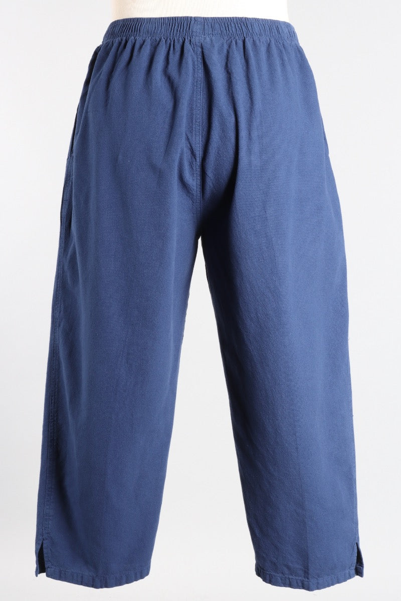 Capri Pant Plus - Navy