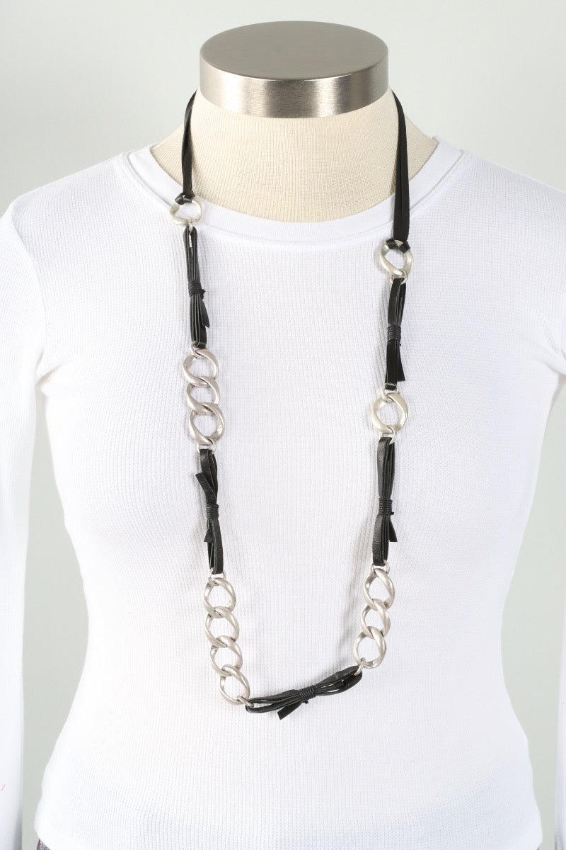 Natalie Necklace - Black & Silver