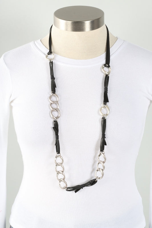 Natalie Necklace - Black & Silver