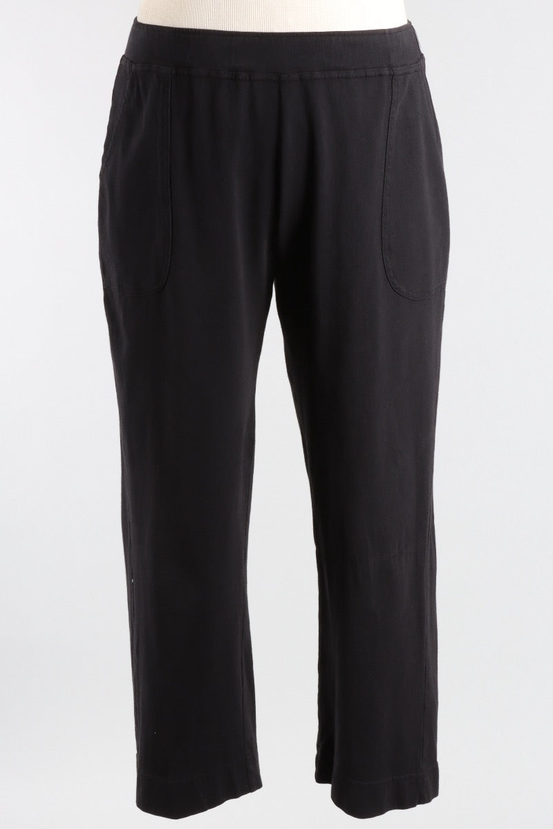 Patch Pocket Crop Pant Plus - Black