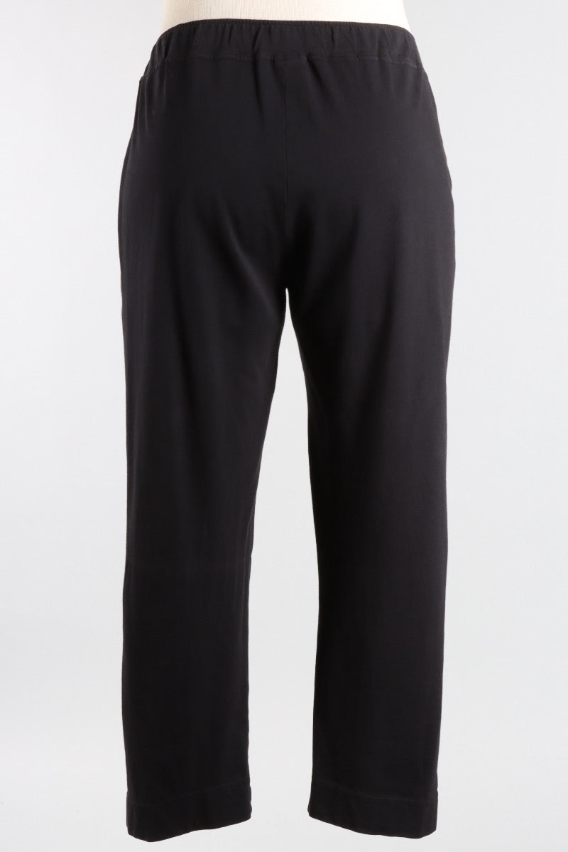 Patch Pocket Crop Pant Plus - Black