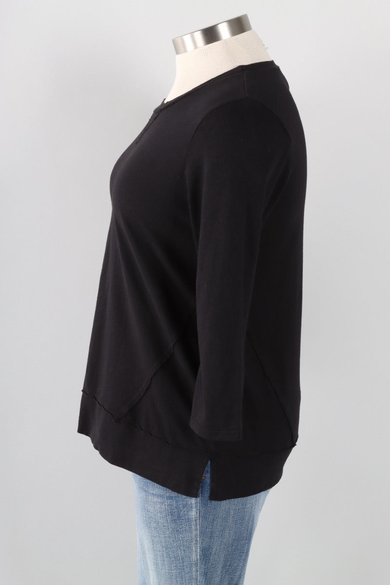 3/4 Sleeves V-Notch Top - Black