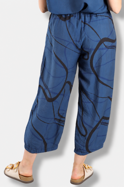 Darted Crop Pant - Naval Swirl Parachute