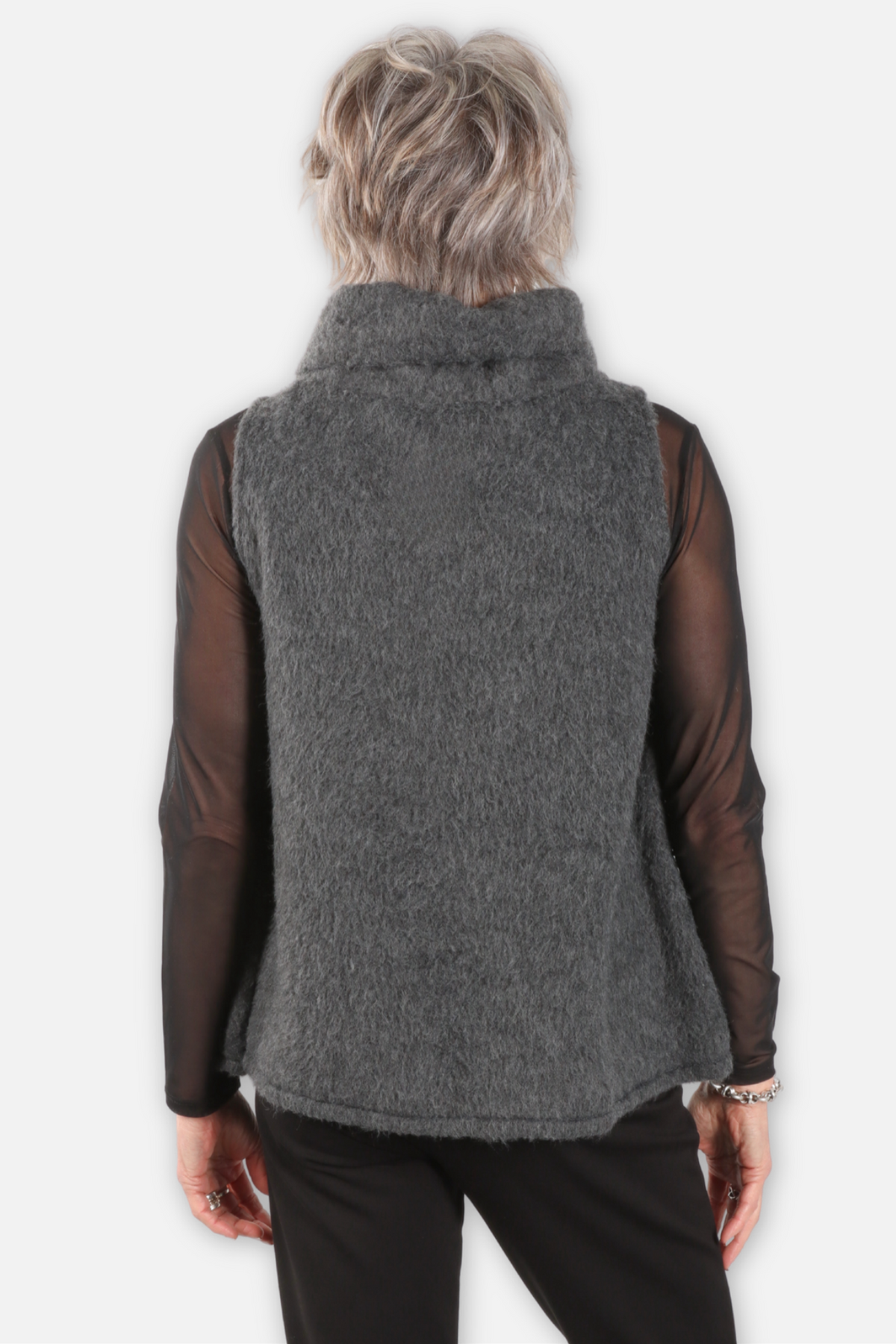 Etta Sweater Vest - Carbonella