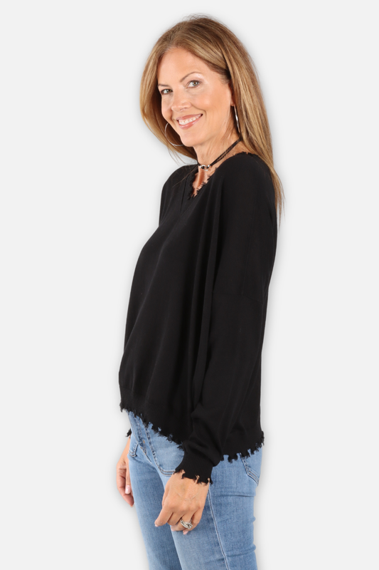 Shabby V Sweater - Black