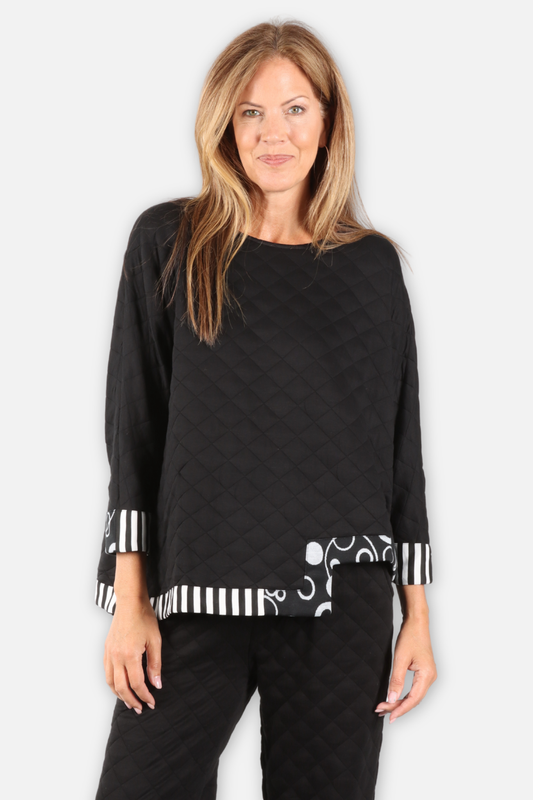 Pocket Quilt Top - Black