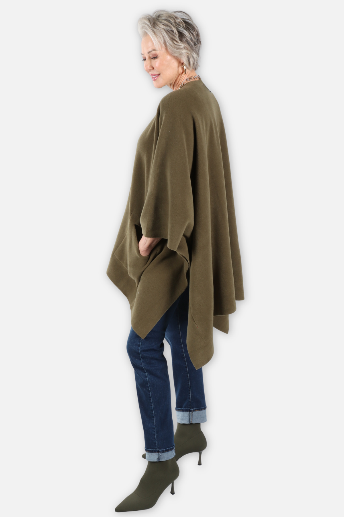 Cape - Moss