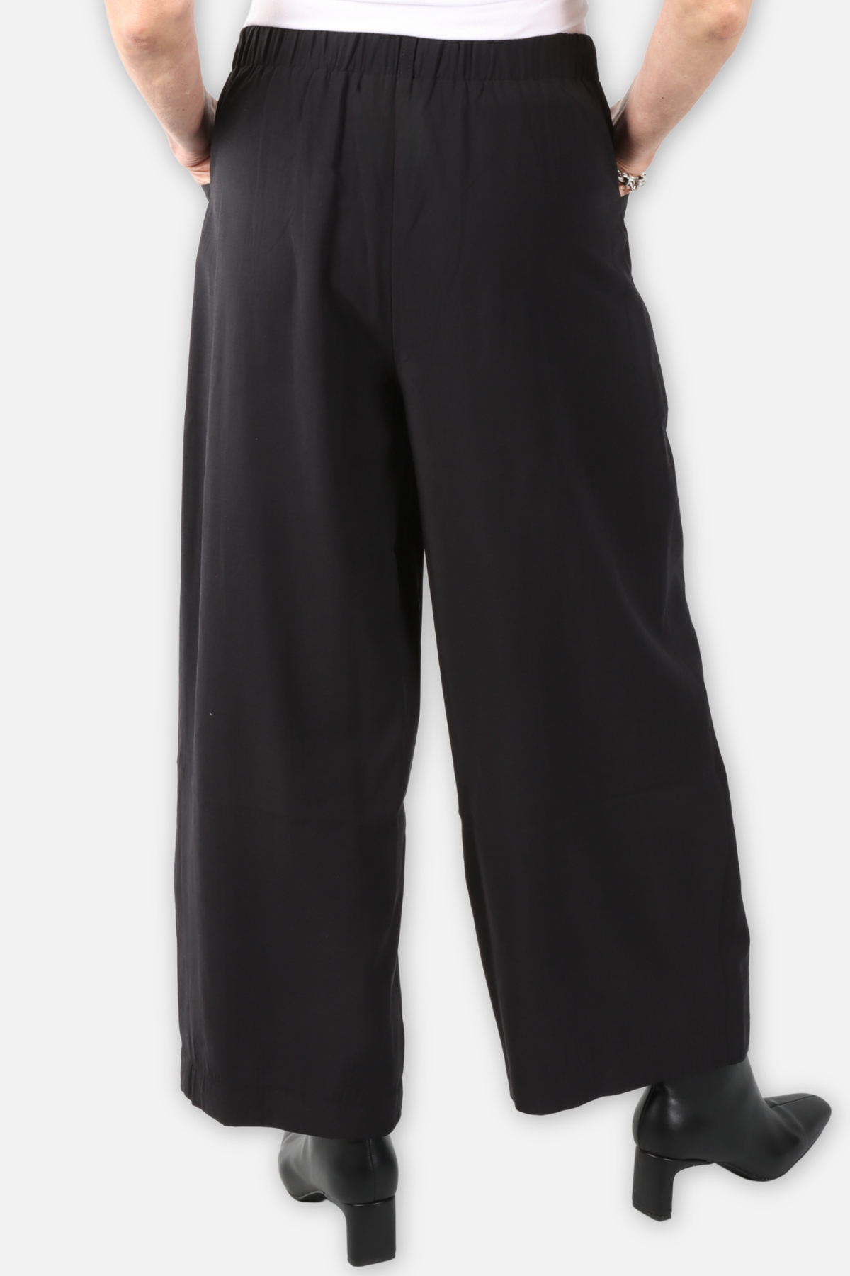Column Stitch Pleat Pant - Black